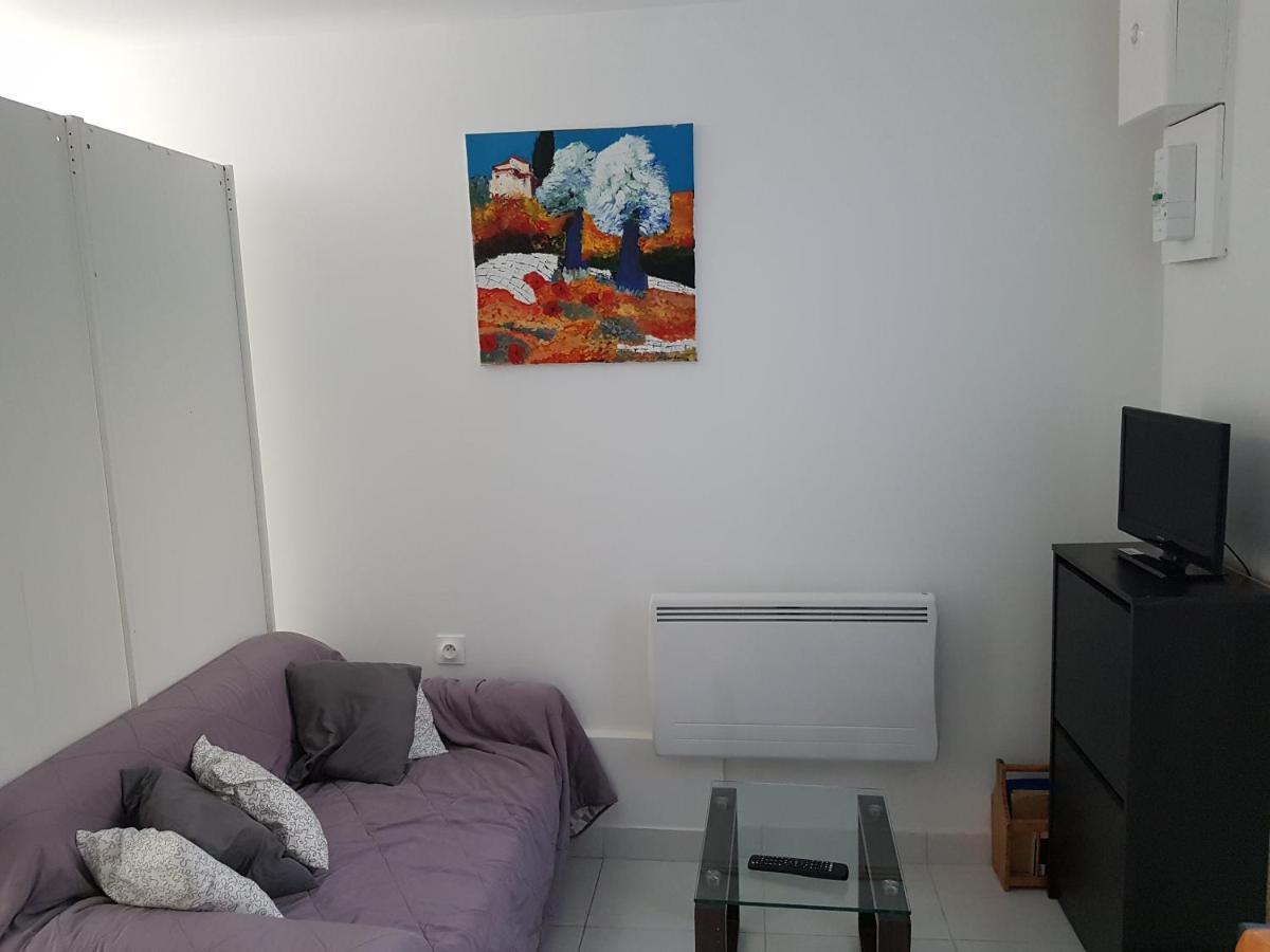 Appartement Avec Terrasse A Rosny-Sous-Bois Exterior photo